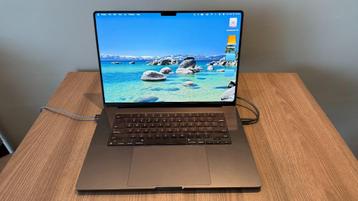 MacBook Pro 16-inch M4 Max, 48 GB, 1 TB - Nov 2024 beschikbaar voor biedingen