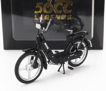 Vespa Piaggio Ciao black brommer 1:10 beschikbaar voor biedingen