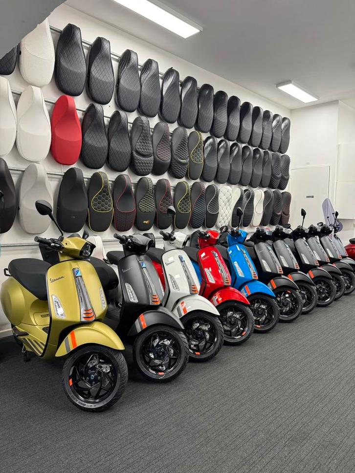 VESPA SPRINT S 2025 FACELIFT NIEUWSTE MODEL 45km, Fietsen en Brommers, Brommers | Vespa, Nieuw, Overige modellen, Maximaal 45 km/u