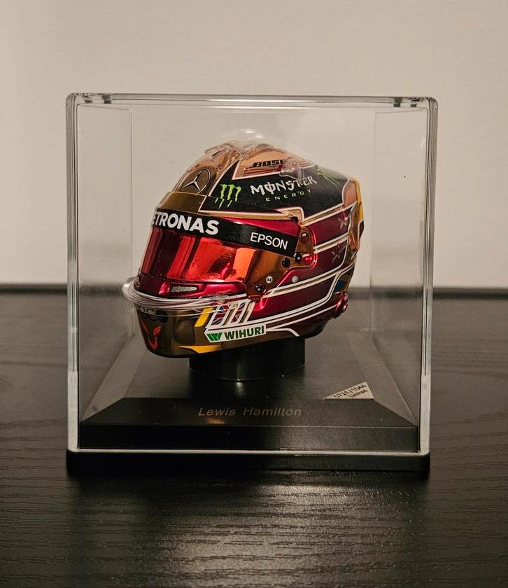 F1 Lewis Hamilton 2018 Silverstone helm schaal 1:5, Verzamelen, Automerken, Motoren en Formule 1, Nieuw, Formule 1, Ophalen of Verzenden