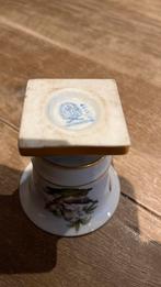 Herend porseleinen vaasje in het Rothschild Bird-patroon, Antiek en Kunst, Ophalen of Verzenden