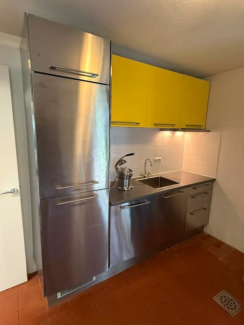 IKEA keukenblok 245 breed en 240 hoog inclusief apparatuur, Huis en Inrichting, Keuken | Complete keukens, Gebruikt, Enkelwandige keuken
