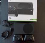 Xbox Series S 1TB zwart + 2 Controllers, Spelcomputers en Games, Spelcomputers | Xbox Series X en S, Ophalen of Verzenden, Zo goed als nieuw