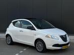 Lancia Ypsilon 0.9 TwinAir Silver 5-DEURS PANO/CRUISE/AIRCO, Voorwielaandrijving, Euro 5, Gebruikt, Wit
