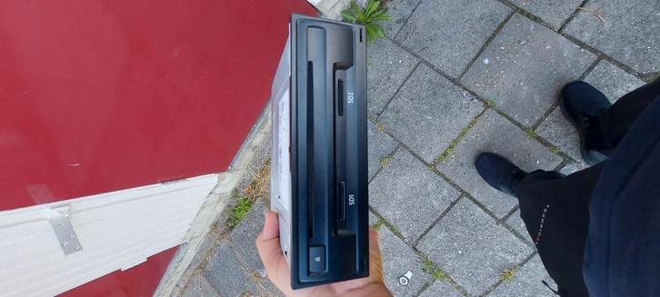 Defect Originele Volkswagen MIB2 STD navigatie, Auto diversen, Autonavigatie, Zo goed als nieuw, Ophalen of Verzenden