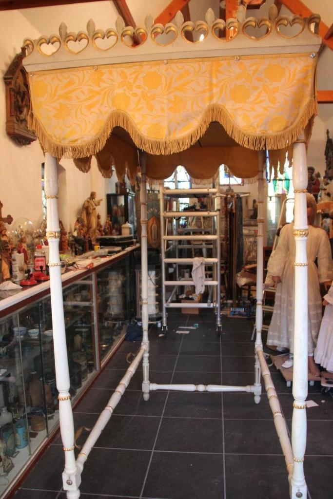 Baldakijn, Antiek en Kunst, Antiek | Religie, Ophalen