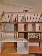 Te koop poppenhuis. Model Gouda bxhxd = 120x115x42, Ophalen, Gebruikt, Poppenhuis
