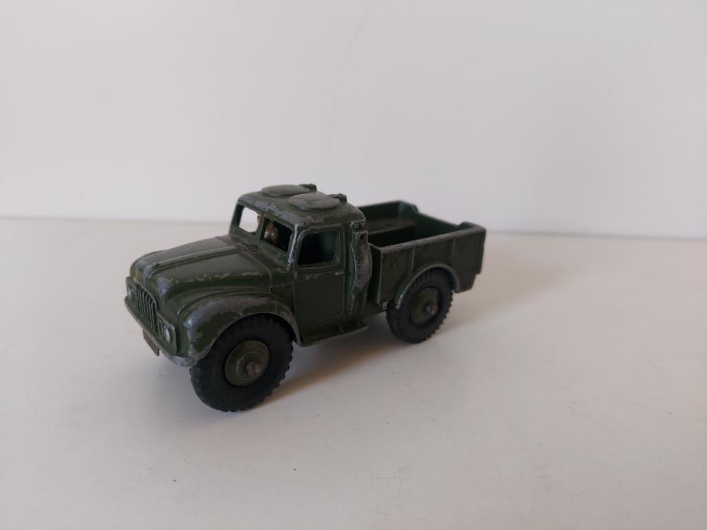 Dinky Toys 641 Army 1 ton cargo truck, Hobby en Vrije tijd, Modelauto's | Overige schalen, Gebruikt, Auto, Ophalen of Verzenden