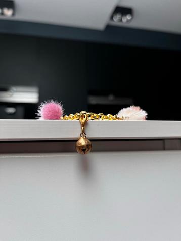 By Melo Ketting beschikbaar voor biedingen