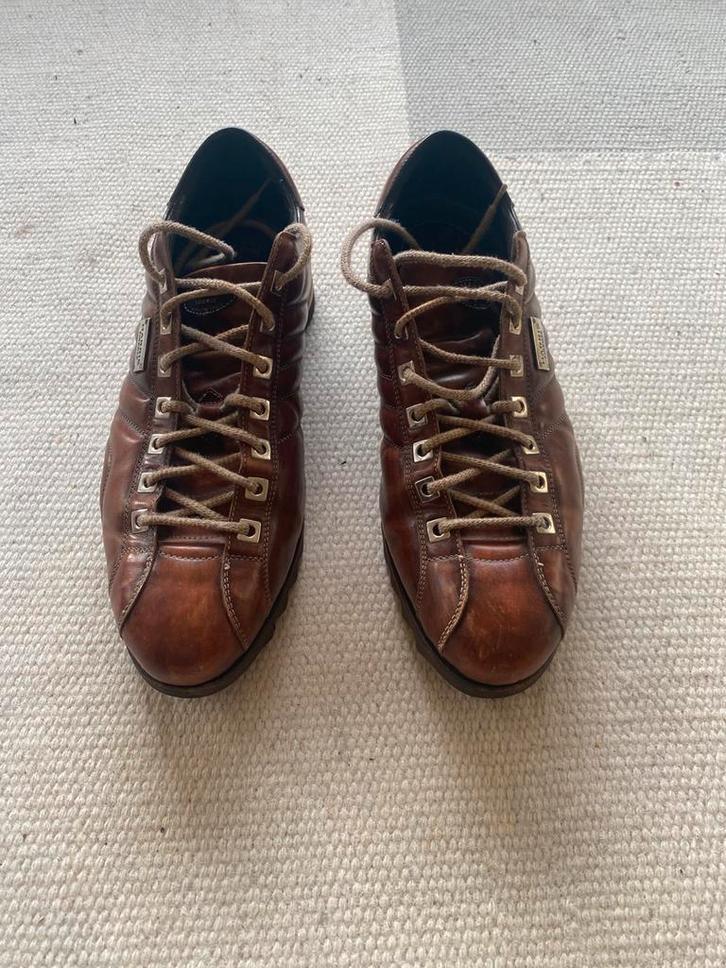 Harris leren sneakers bruin leer maat 8, Kleding | Heren, Schoenen, Zo goed als nieuw, Sneakers of Gympen, Bruin, Ophalen