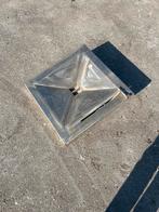 Putdeksel camper put storten grijs water, Ophalen