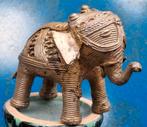 Olifant kalfje. Ashanti, Ghana. Brons.  9/6 cm., Ophalen