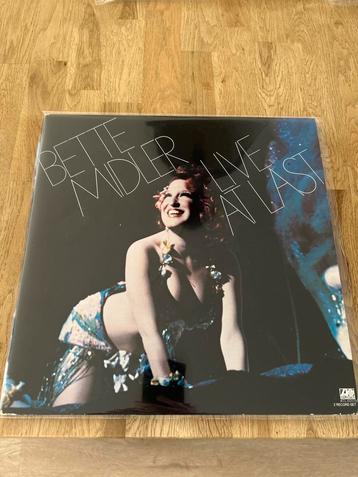 Bette Midler - Live At Last! Vinyl LP beschikbaar voor biedingen