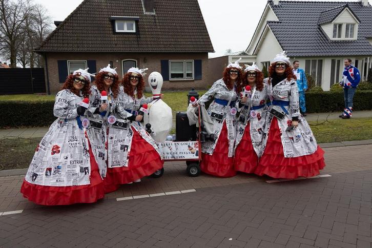 Loopgroep 6  carnaval (2e prijs), Kleding | Dames, Carnavalskleding en Feestkleding, Zo goed als nieuw, Carnaval, Maat 38/40 (M)
