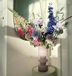 Kunstbloemen in bijpassende vaas, Huis en Inrichting, Ophalen, Zo goed als nieuw