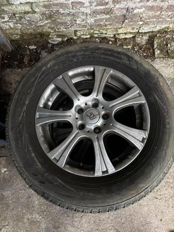 Nokian velgen + winterbanden 5.5-6.5mm, 236/60/R16 beschikbaar voor biedingen