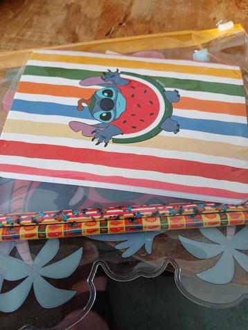 Gevuld Stitch etui beschikbaar voor biedingen