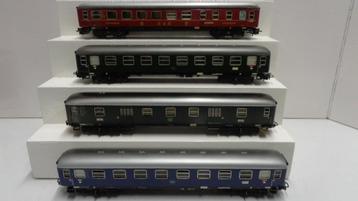 Marklin 4022-4023-4026-4032 D-trein rijtuigen. DB (H0). beschikbaar voor biedingen