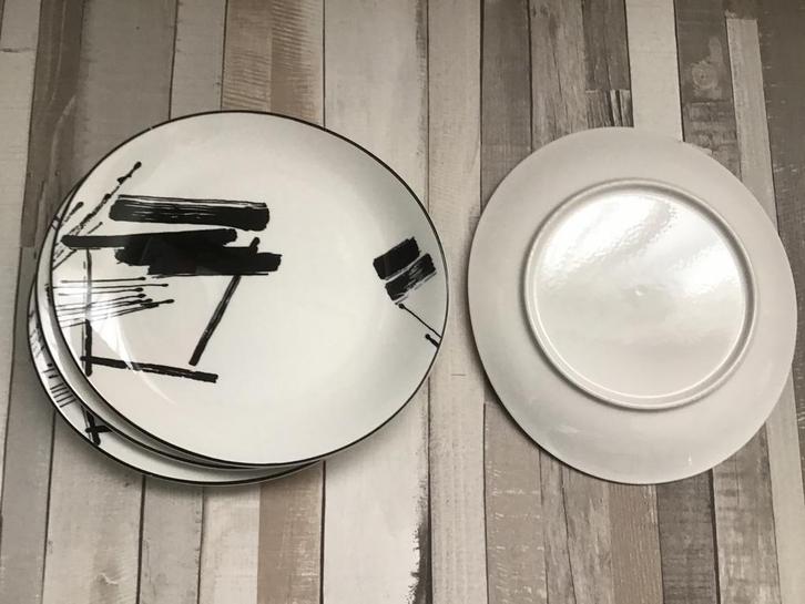 4 ontbijtbordjes collectie SANGO Larry Laslo dec Calligraphy, Huis en Inrichting, Keuken | Servies, Zo goed als nieuw, Bord(en)