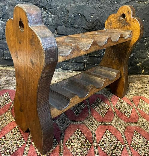 Vintage brutalist eiken wijnrek robuust sober seventies, Huis en Inrichting, Woonaccessoires | Wijnrekken, Gebruikt, Minder dan 50 cm