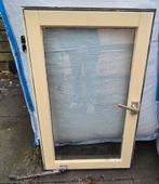 Raam met dubbelglas, houten kozijn., Doe-het-zelf en Verbouw, Glas en Ramen, Ophalen, Gevelraam of Ruit, Gebruikt, Minder dan 80 cm