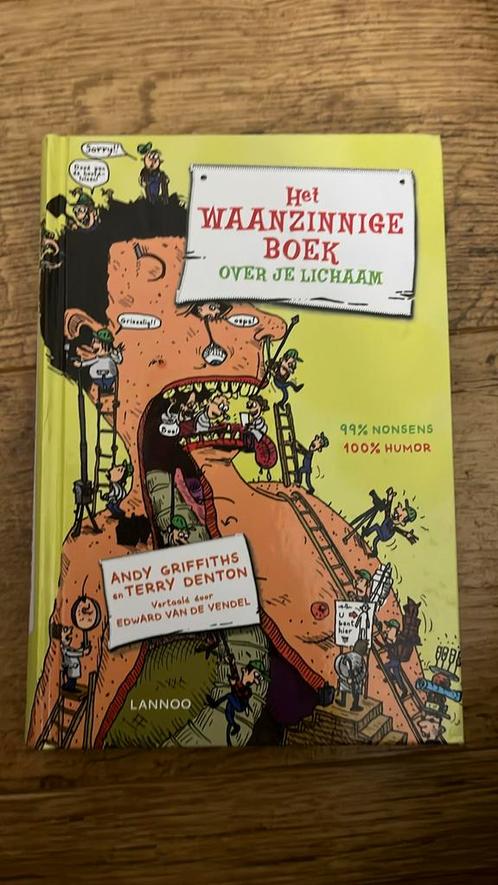 Terry Denton - Het waanzinnige boek over je lichaam, Boeken, Kinderboeken | Jeugd | 10 tot 12 jaar, Zo goed als nieuw, Ophalen of Verzenden
