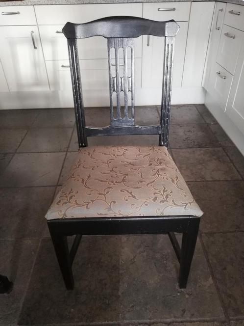 Eiken eetkamer stoelen zwart 2 stuks, Antiek en Kunst, Antiek | Meubels | Stoelen en Banken, Ophalen