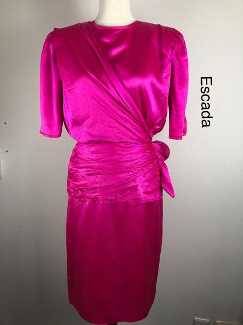 Escada Jurk 100% zijde (mt: 38) NOL/7642, Kleding | Dames, Jurken, Zo goed als nieuw, Maat 38/40 (M), Roze, Knielengte, Ophalen of Verzenden
