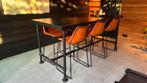 Zwarte bartafel met leren krukken, Huis en Inrichting, Ophalen, Gebruikt, Inclusief barstoelen