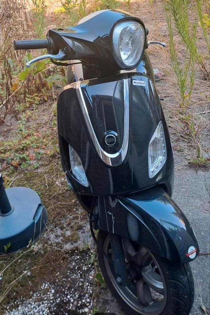 Sym Fiddle 2, Fietsen en Brommers, Scooters | SYM, Gebruikt, Fiddle, Benzine, Ophalen