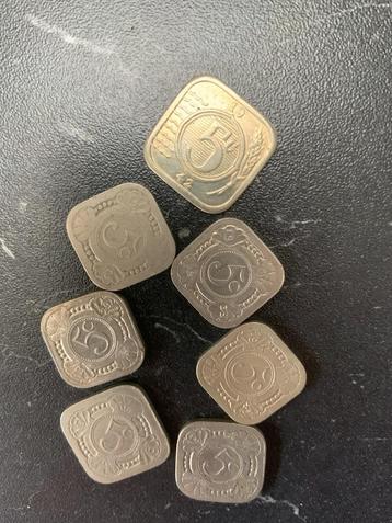 7 stuks vierkante stuivers beschikbaar voor biedingen