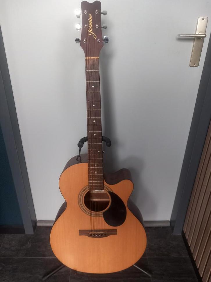 Jasmine S-34C akoestische gitaar., Muziek en Instrumenten, Snaarinstrumenten | Gitaren | Akoestisch, Gebruikt, Western- of Steelstringgitaar