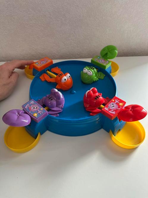 Kikkerspel - gezelschapsspel - zo goed als nieuw, Hobby en Vrije tijd, Gezelschapsspellen | Overige, Zo goed als nieuw, Ophalen of Verzenden