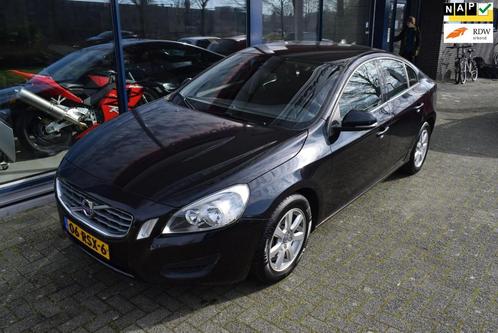 Volvo S60 1.6 T4 Kinetic, Auto's, Volvo, Bedrijf, Te koop, S60, ABS, Airbags, Airconditioning, Boordcomputer, Centrale vergrendeling