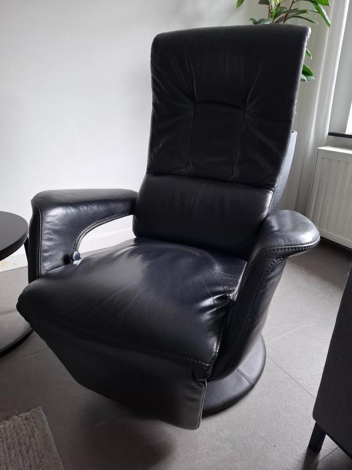 Relax fauteuil zwart, Huis en Inrichting, Fauteuils, Gebruikt, Leer, 75 tot 100 cm, Minder dan 75 cm, Ophalen