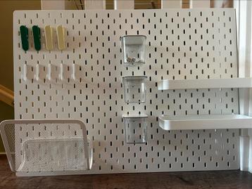 SKÅDIS ophangsysteem IKEA beschikbaar voor biedingen