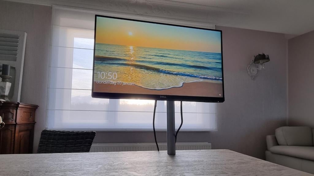 Dell monitor inclusief Dataflex office statief, Ophalen of Verzenden, 50 Hz, Overige merken