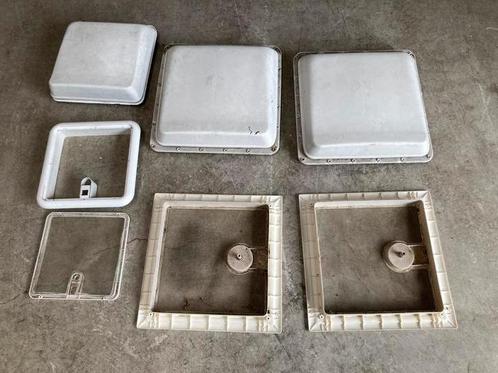 Fiamma dakluiken 3 stuks | 38,5 x 38,5 en 28 x 28, Caravans en Kamperen, Camper-accessoires, Gebruikt, Ophalen of Verzenden