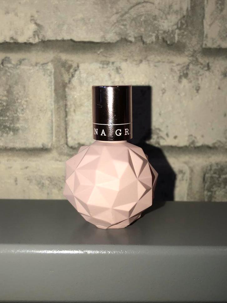 Ariana Grande Parfum miniatuur - Sweet Like Candy, Sieraden, Tassen en Uiterlijk, Uiterlijk | Parfum, Nieuw, Ophalen of Verzenden