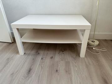 Witte Salontafel met Extra Plank beschikbaar voor biedingen