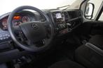 Opel Movano 140pk L2H2 Edition Navi Camera Parkeersensoren T, Auto's, Voorwielaandrijving, Stof, Gebruikt, 4 cilinders