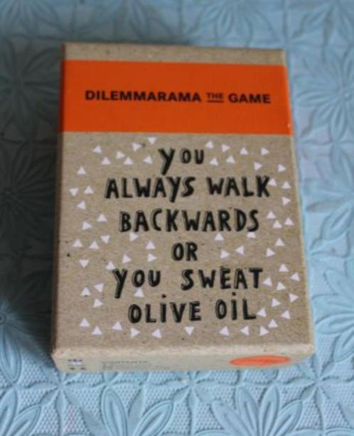 Dilemmarama the game - Dilemma op Dinsdag in Engels, Hobby en Vrije tijd, Gezelschapsspellen | Kaartspellen, Zo goed als nieuw