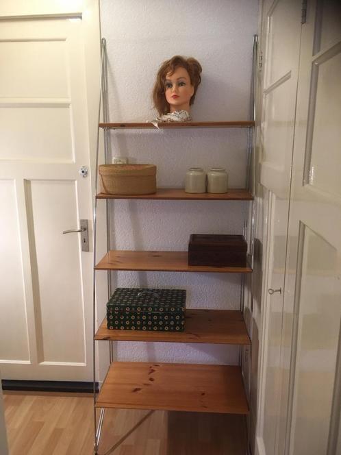 Leuke Dingen Boeken Kast ( in Hilversum), Huis en Inrichting, Kasten | Boekenkasten, Gebruikt, Ophalen