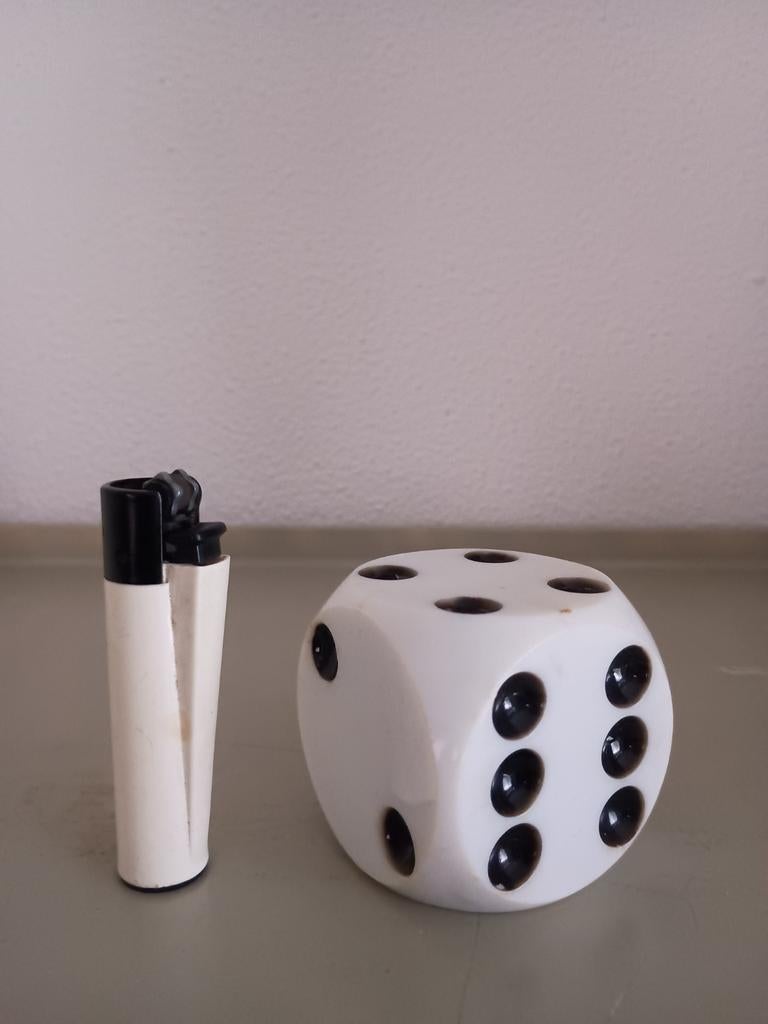 modern plastics bakeliet dobbelsteen groot vintage, Ophalen of Verzenden