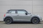 MINI Electric Classic / Sportstoelen / Achteruitrijcamera /, Auto's, Mini, Gebruikt, Met garantie (alle), 4 stoelen, Leder en Stof