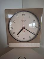 Vintage Hettich Wandklok - Porselein, Werkend, Ophalen of Verzenden, Gebruikt, Analoog, Wandklok