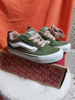 Vans knu skool. Sneakers. Maat 32. Nieuw, Ophalen, Nieuw, Jongetje of Meisje, Schoentjes