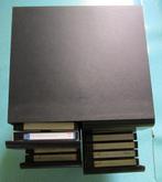 SONY VHS 180 & TDK video tapes - 48 stuks in 2 ladenkasten, Alle leeftijden, Ophalen of Verzenden, Gebruikt, Tv-serie of Tv-programma