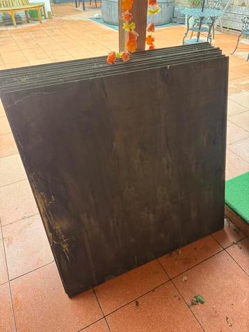 Underlayer platen 1.05x1.05x0.15m beschikbaar voor biedingen