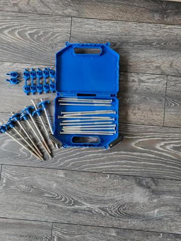 Zware haringen voor rotsgrond beschikbaar voor biedingen